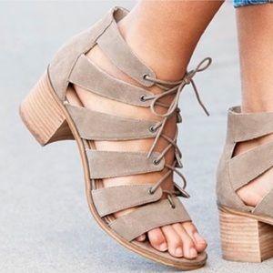 Sole Society Gray Beige Caged Lace Up Stacked Heel Sandals Size 8